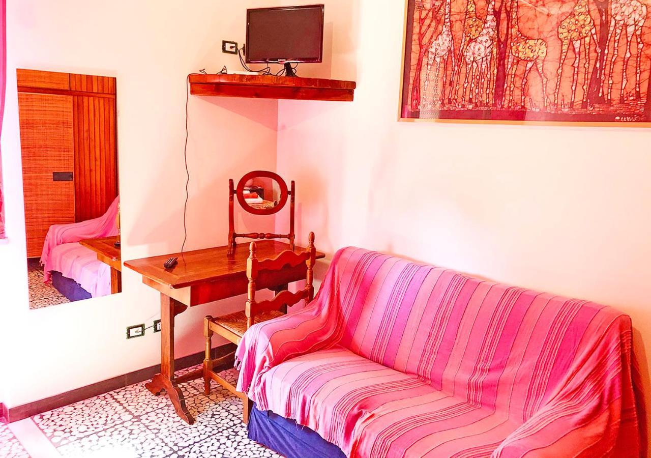 Villa Casa La Rosa - mare e pineta - 2 bici incluse Viareggio Esterno foto