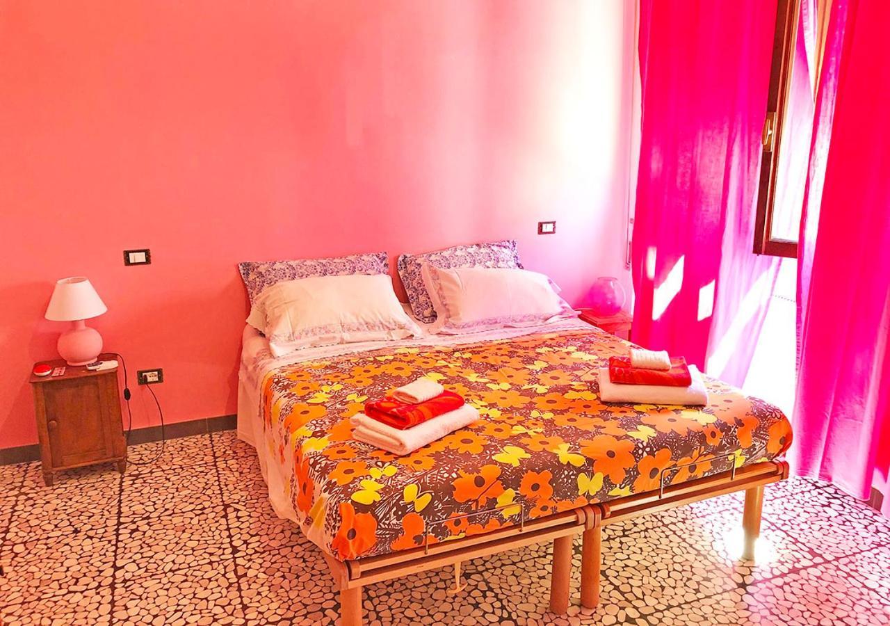 Villa Casa La Rosa - mare e pineta - 2 bici incluse Viareggio Esterno foto